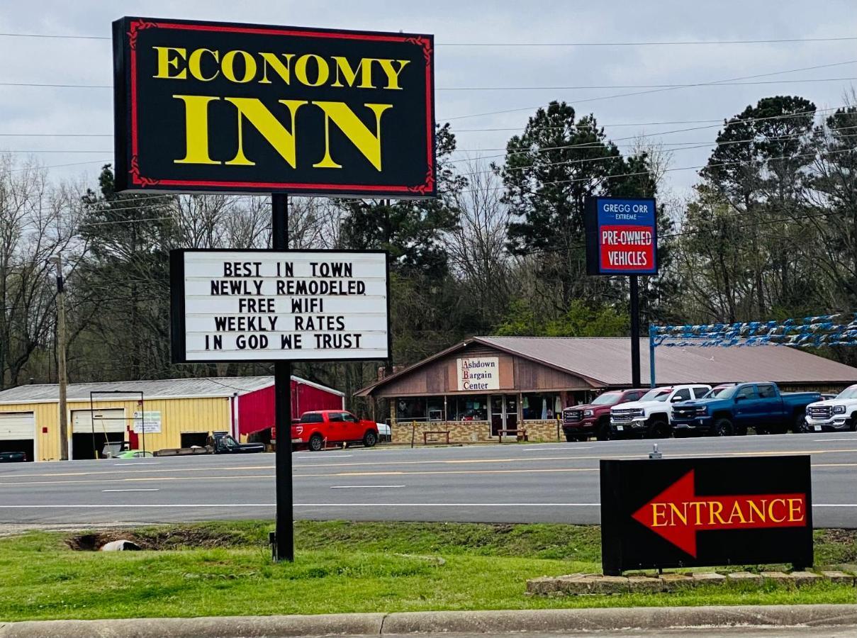 Economy Inn Ashdown Екстериор снимка