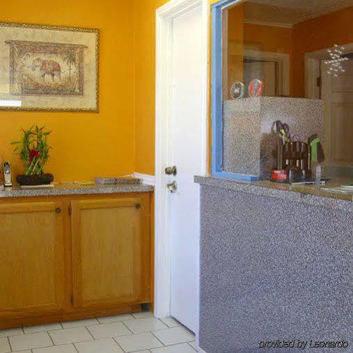 Economy Inn Ashdown Интериор снимка